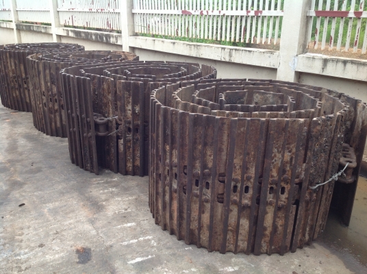 ขายแล้ว1คู่ โซ่พร้อมแผ่นแทรค ใส่แบคโฮตรงรุ่น KOMATSU200-5-6-7 (47ข้อลิ้งค์) ขายแล้ว1คู่ โซ่พร้อมแผ่นแทรค ใส่แบคโฮตรงรุ่น KOMATSU200-5-6-7 (47ข้อลิ้งค์)