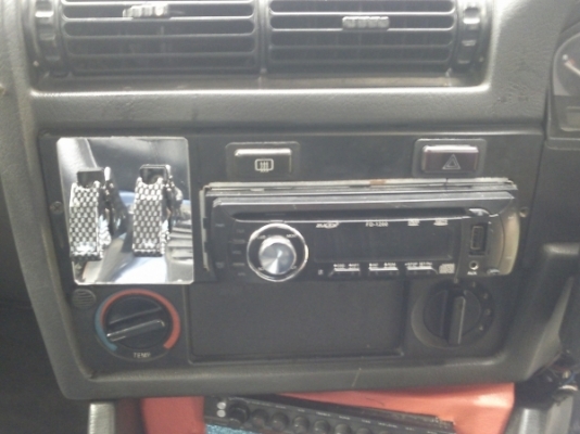 BMW 316 ขายถูกครับคุยราคาได้ รถสภาพดีขี่ทั่วไทย เครื่อง SR20 เกียรธรรมดา  เอกสารพร้อมโอน