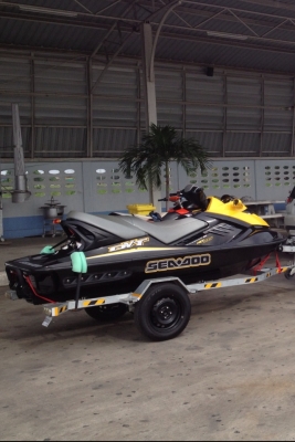 ขายseadoo เจ็ตสกี RXT215 ปี2007 วิ่ง80ชม ขาย240000บาทอยู่สมุทรสงคราม มีรถเช่าบริการส่งเรือถึงที่ โทร 0818613783