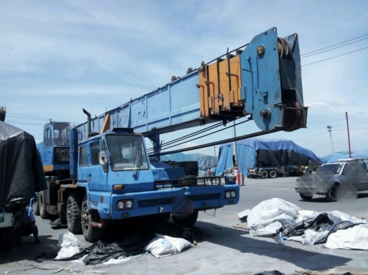 ขายรถเครน 12 ล้อ KATO NK-800 ทะเบียนพร้อม รถใช้งานสมบูรณ์ ราคาย้อมๆ สนใจโทรจองด่วน