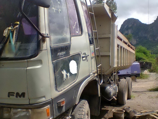 ขายHINO 3H หัวครัสซี่เที่ยมพร้อมกระบอกดั๊ม และเครื่อง 1ตัวเล่มพร้อมโอน ติดต่อได้ที่คุณ อ๊อฟ พิจิตร 086-737-9991