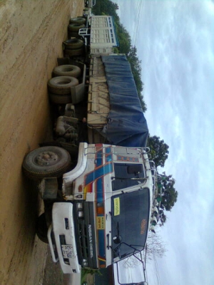 ขายนิสสันUD CW430M