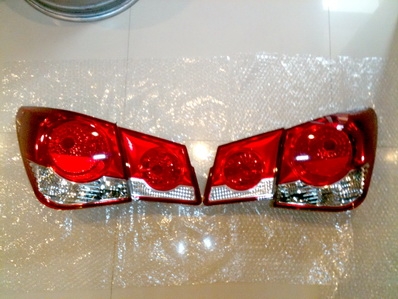 ไฟท้ายขาวแดง Chevrolet Cruze (ของใหม่แท้ห้างครับ)