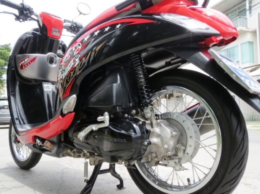 All New Scoopy-I 2013 เดิมดีไม่มีบิวด์ เพียง 27,900  บาทเท่านั้น