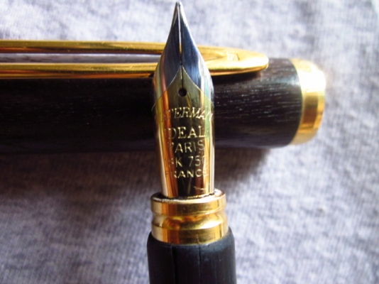 +++++WATERMAN ปากกาหมึกซึมยี่ห้อดังฝรั่งเศสปากแร้งทอง 18k +++++ +++++WATERMAN ปากกาหมึกซึมยี่ห้อดังฝรั่งเศสปากแร้งทอง 18k +++++