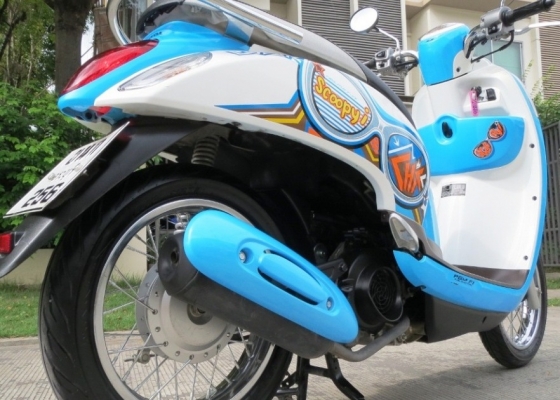 All New Scoopy-I 2013 ลาย Chic เดิมดีไม่มีบิวด์ เพียง  29,900 บาทเท่านั้น