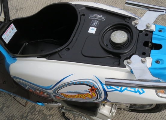 All New Scoopy-I 2013 ลาย Chic เดิมดีไม่มีบิวด์ เพียง  29,900 บาทเท่านั้น