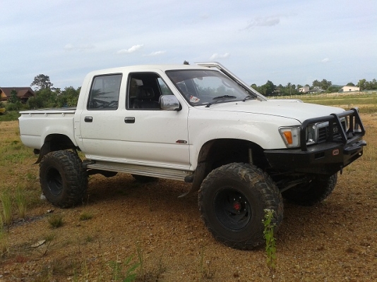 ขาย LN 106 ตัวแท้ 4 ประตูหัวนอก เครื่อง KZ  จ้า!!!!!