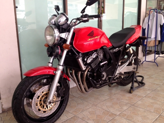 ขาย CB400 SF  ปี94  พร้อมทะเบียน ต่อภาษีแล้วหมดปี57  ราคา 79000 บาท
