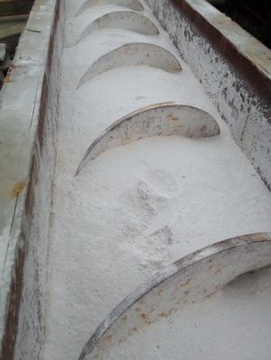 ขาย รางสกรู เหล็ก ยาว 7 เมตร กว้าง 37 Cm. สภาพสวย พร้อมใช้งาน