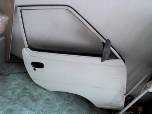 ประตูกันชน ไฟหน้า กระจัง toyota iteace R27