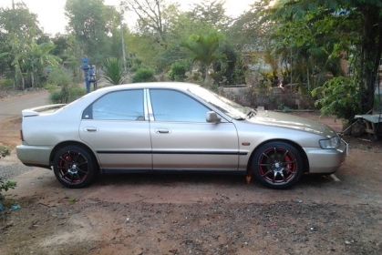 160,000 บ.ขายรถเก๋ง HONDA ACCORD โฉมท้าย2ก้อน ปี39/96 เครื่องV ติดแก๊สLPG เกียร์ออโต้ ภายในเบาะหนัง สาย CD แอร์ พ.พาวเวอร์ พร้อม กระจกไฟฟ้า ปรับข้างไฟฟ้า ใช้งานปกติ ล็อครีโมท ล้อแม็ก17 ยางดี4เส้น 205/45/17 สีสวย เคยมีชนมาแต่ไม่ลึกเก็บงานแล้ว พร้อมใช้งาน ร