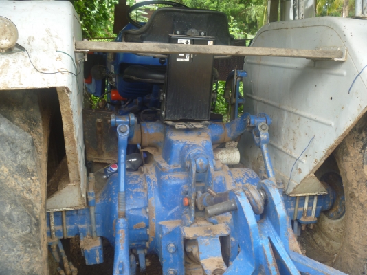 รถไถ รถไถ