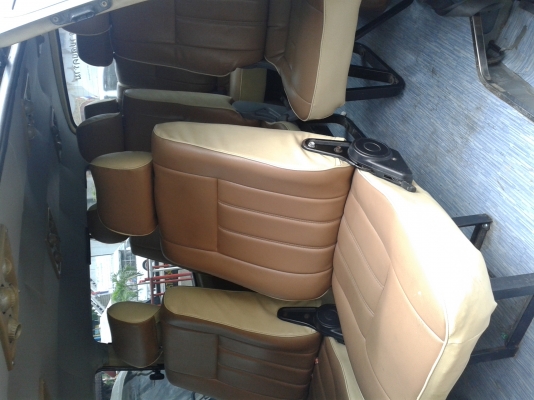 ขายด่วน รถตู้Toyota หัวจรวด