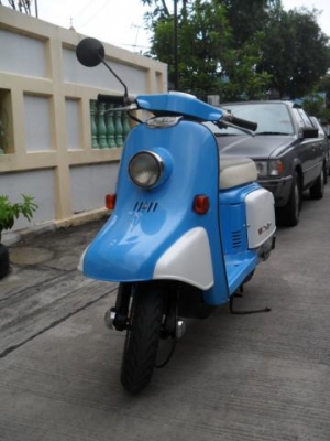 ขาย honda julio รุ่นฉลอง50ปีครับ สวยๆ ใหม่เอี่ยมๆ