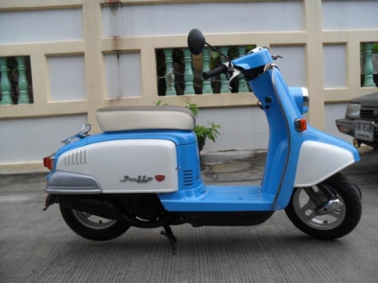 ขาย honda julio รุ่นฉลอง50ปีครับ สวยๆ ใหม่เอี่ยมๆ