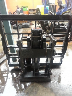 ขาย แผงฮิ้งฟอล์คพร้อมงา ใส่รถฟอล์คลิฟต์  2.0-2.5 ตัน   เก่าญี่ปุ่น