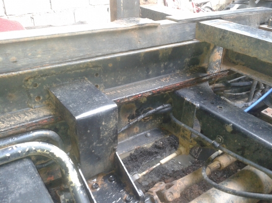 ขาย 6 ล้อดั้ม HINO117 ลูกค้า101 วางมัดจำแล้ว. ขอบคุณคับ..... ขาย 6 ล้อดั้ม HINO117 ลูกค้า101 วางมัดจำแล้ว. ขอบคุณคับ.....