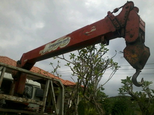 ขาย รถบรรทุกติดเครน HINO ขาย รถบรรทุกติดเครน HINO