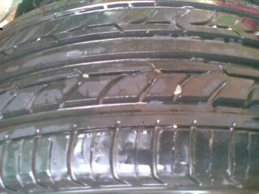 ขายยางโยโกฮาม่า195/55/15ปี11ดอกปึกเนื้อนิ่มJAPAN1ชุด