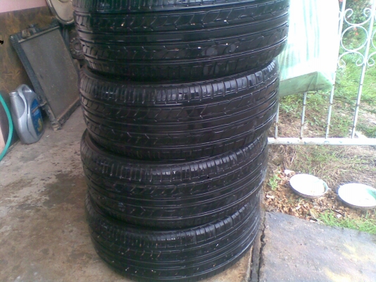 ขายยางโยโกฮาม่า195/55/15ปี11ดอกปึกเนื้อนิ่มJAPAN1ชุด