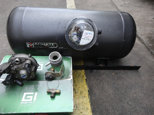 ขายชุดแก๊สมัลติวาล์ว ราคา 5000