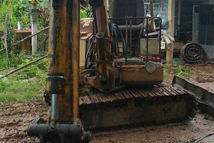 KOMATSU PC20-3 มีลายหัวเจาะ เครื่องช่วงล่างดี