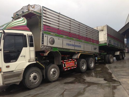 ขายรถ24ล้อ HINO เครื่องP11C. ดั๊ม2เพลา สภาพดีพร้อมใช้งาน ขายรถ24ล้อ HINO เครื่องP11C. ดั๊ม2เพลา สภาพดีพร้อมใช้งาน