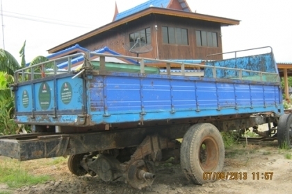 ขายกระบะรถบรรทุกหกล้ออีซูซู NPRยาว5 เมตร คานกว้าง 75 เซนติเมตร สภาพตามในรูปเลยขายถูกๆๆแล้ว