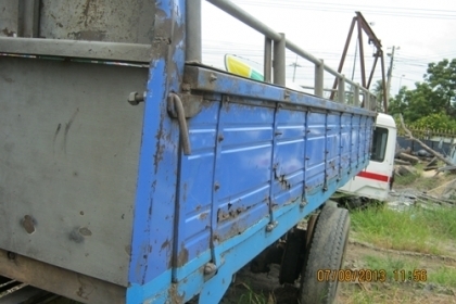 ขายกระบะรถบรรทุกหกล้ออีซูซู NPRยาว5 เมตร คานกว้าง 75 เซนติเมตร สภาพตามในรูปเลยขายถูกๆๆแล้ว