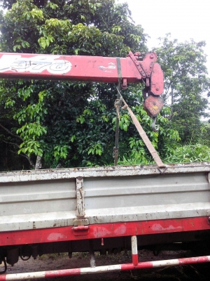 ขายหกล้อ Hino FF3H 195 แรง ติดเครน Unic ท้อง V 6 เหลี่ยม 3.7 ton 4 ปลอก พร้อมใช้ 088-4501277