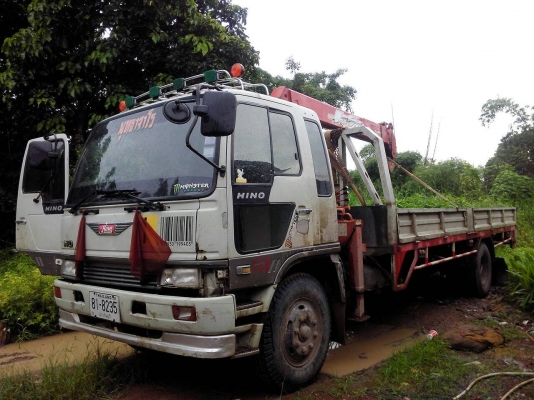 ขายหกล้อ Hino FF3H 195 แรง ติดเครน Unic ท้อง V 6 เหลี่ยม 3.7 ton 4 ปลอก พร้อมใช้ 088-4501277
