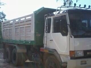 รถมิตรซู 10 ล้อดั้ม  FN 527 M - A   190 แรงม้า  สนใจติดต่อ 0816079515