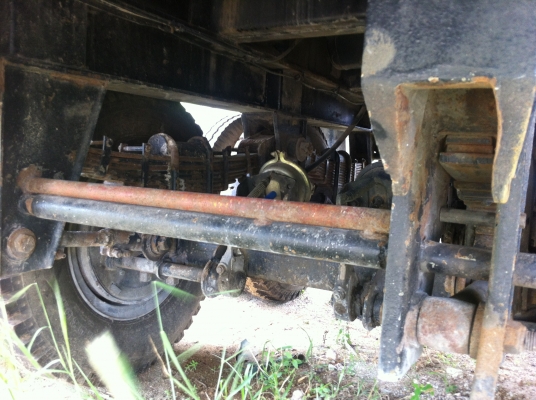 ขายหางเซมิดั้ม 2 เพลา อู่.สามมิตร ปี.47-48 สวยมีให้เลือกหลายหาง ราคาย้อมๆ