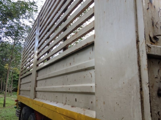 รถฮีโน่ 10 ล้อ รั่ว FL3H. 195 แรงม้า สนใจติดต่อ 081 - 6079515 รถฮีโน่ 10 ล้อ รั่ว FL3H. 195 แรงม้า สนใจติดต่อ 081 - 6079515