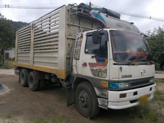 รถฮีโน่ 10 ล้อ รั่ว FL3H. 195 แรงม้า สนใจติดต่อ 081 - 6079515 รถฮีโน่ 10 ล้อ รั่ว FL3H. 195 แรงม้า สนใจติดต่อ 081 - 6079515