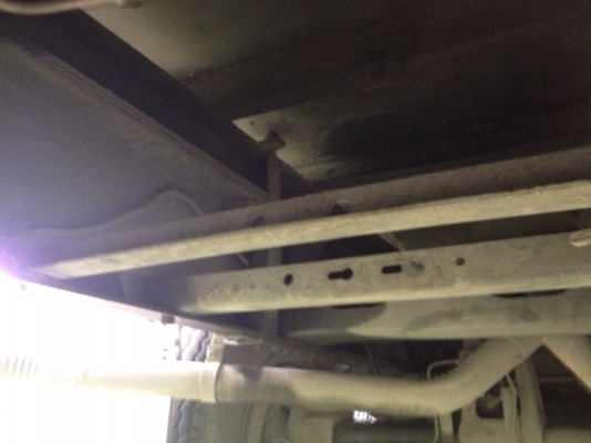 รถฮีโน่ 10 ล้อ รั่ว FL3H. 195 แรงม้า สนใจติดต่อ 081 - 6079515 รถฮีโน่ 10 ล้อ รั่ว FL3H. 195 แรงม้า สนใจติดต่อ 081 - 6079515