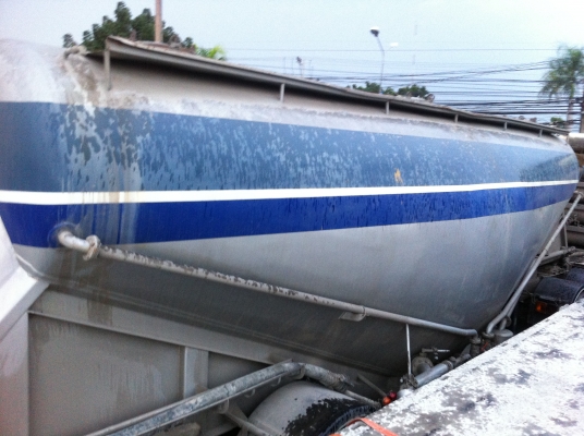 ขายหางพ่วงกล้วยหอม 3 เพลา แท้ ยกล้อได้ อู่.ชาญนครวิศวกรรม ปี.2006 หางสวย