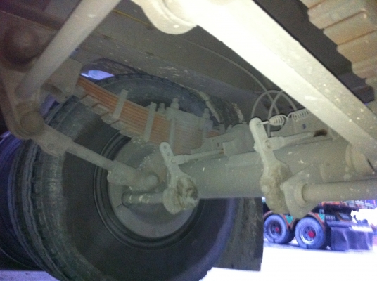 ขายหางพ่วงกล้วยหอม 3 เพลา แท้ ยกล้อได้ อู่.ชาญนครวิศวกรรม ปี.2006 หางสวย