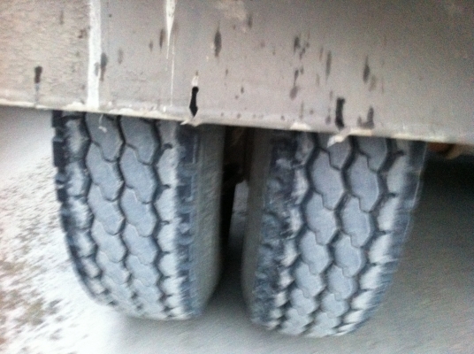 ขายหางพ่วงกล้วยหอม 3 เพลา แท้ ยกล้อได้ อู่.ชาญนครวิศวกรรม ปี.2006 หางสวย