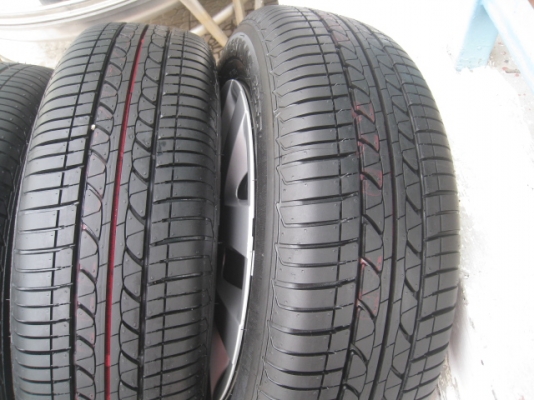 ขายกะทะล้อ Suzuki 4รู100+ ฝาครอบ + ยางป้ายแดง 175/65r15 ปี13 ตอนนี้มีอยู่ 4 ชุดครับ ปี0513,1113,2413,2613   (081-3747940)