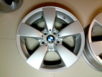 ล้อแม็กซ์ BMW ขนาด 17นิ้ว 5 รู 120 สภาพดีทั้งชุดครับ ดูสินค้าเพิ่มได้ที่ www.phongcar2481.com ล้อแม็กซ์ BMW ขนาด 17นิ้ว 5 รู 120 สภาพดีทั้งชุดครับ ดูสินค้าเพิ่มได้ที่ www.phongcar2481.com