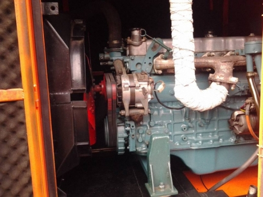 13.  ขายเครื่องปั่นไฟ  75 kva    ราคา 280,000  บาท