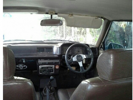 toyota corona xL