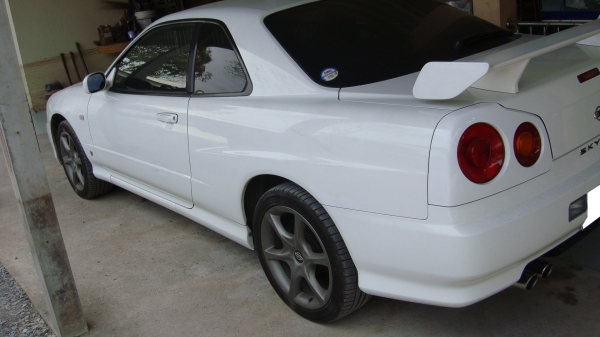 ขายNISSAN SKYLINE R34 สวยและดี