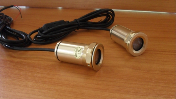 ไฟส่อง พื้น Ghost shadow door light