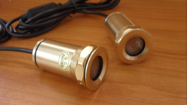 ไฟส่อง พื้น Ghost shadow door light