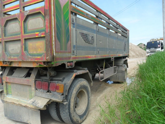 Isuzu Deca 270 Euro 2 แก๊ส 6 ถัง ปี 52 เครื่องดำ แม่ลูก ไม่เคยแบก อู่ พงษ์ไพบูรณ์ บ้านโป่ง 5 พ่วง