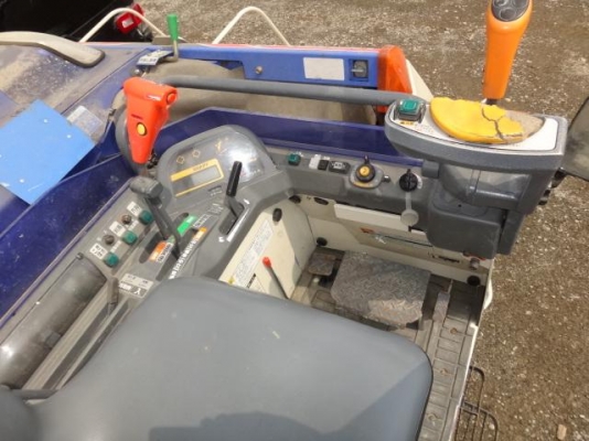 ขายรถเกี่ยวข้าว ISEKI COMBINE H034G ++++ลดเหลือ 250,000 +++++ ( เครื่องยนต์ DIESEL ) SPECS JAPAN ใช้งานน้อย 1000 กว่า ชม แท้จากญี่ปุ่น นำเข้าจากญี่ปุ่นไม่เคยใช้งานในเมืองไทย สภาพ 85-90 \% พร้อมใช้งาน ขายรถเกี่ยวข้าว ISEKI COMBINE H034G ++++ลดเหลือ 250,000 +++++ ( เครื่องยนต์ DIESEL ) SPECS JAPAN ใช้งานน้อย 1000 กว่า ชม แท้จากญี่ปุ่น นำเข้าจากญี่ปุ่นไม่เคยใช้งานในเมืองไทย สภาพ 85-90 \% พร้อมใช้งาน