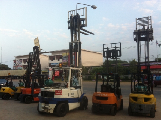 ขายฟอร์คลิฟต์ TOYOTA 5FG25 GASOLINE  เกียร์ MT ,  เสาสูง 4.5 M สภาพนางฟ้า!! ขอบคุณผู้ไม่ประสงค์ออกนาม กทม